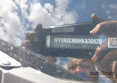 2017 Ford Transit-250 z USA, uszkodzony, nr VIN 1FTYR2CM9HKA30620